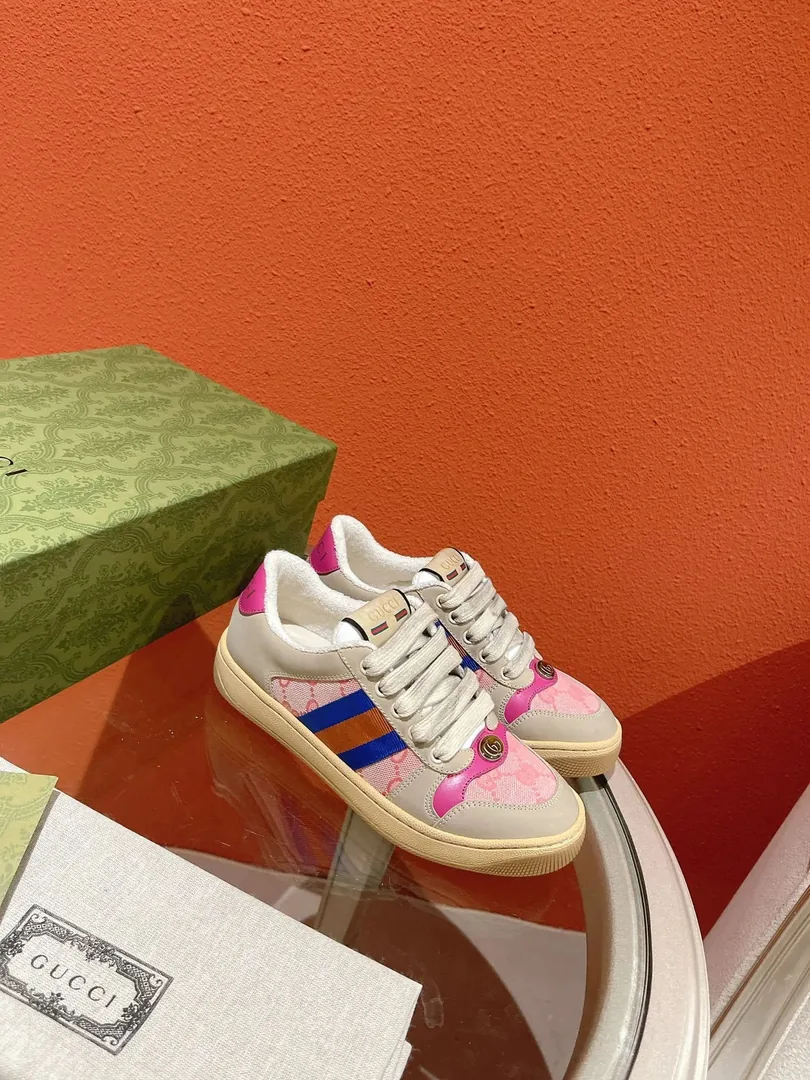 Gucci Screener Beige Low-Top Sneakers — Photo 13