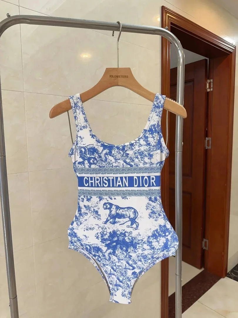 Swimsuit 003 — QC