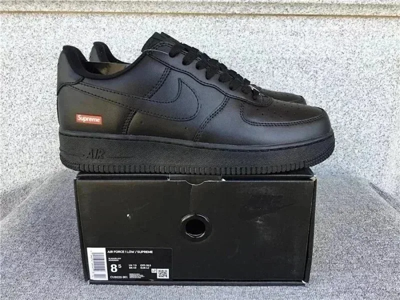 Nike Air Force 1 Lace-Up Trainers — Photo 7