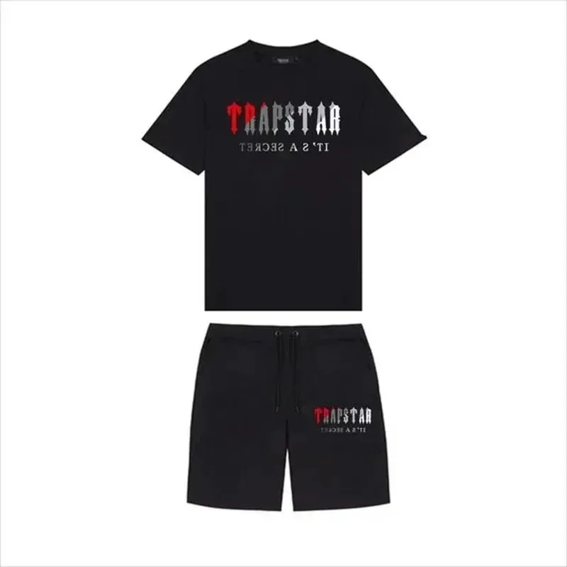 Short-Sleeve And Shorts Set — photo 3