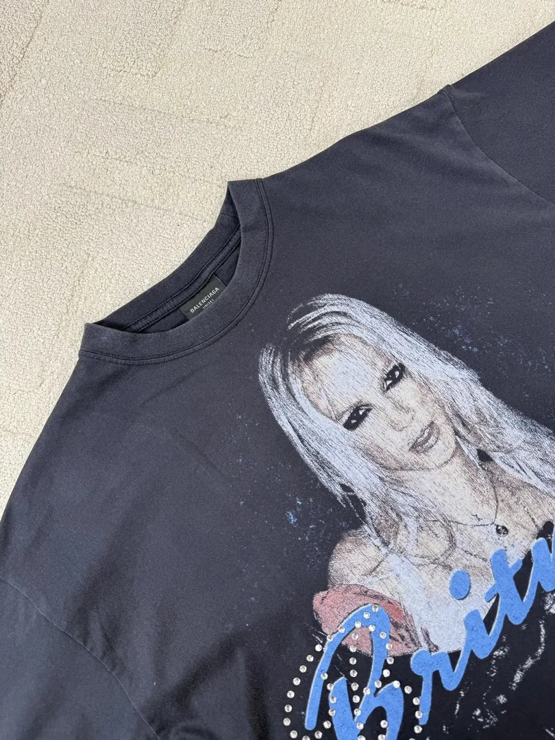 Cotton Portrait Graphic T-Shirt — photo 3