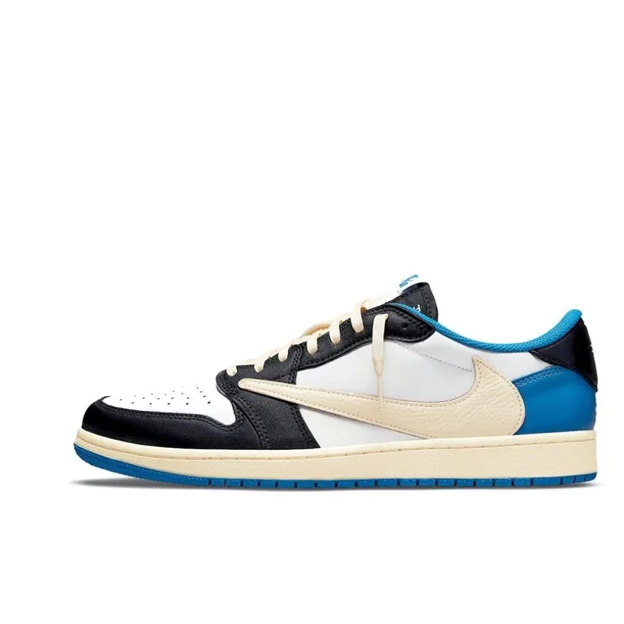 Air Jordan 1 Black Sneakers — Photo 10