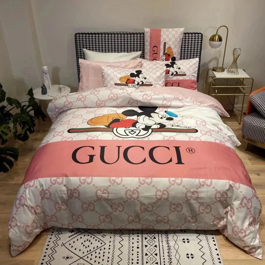 Four-Piece Bed Sheet Set — Photo 12