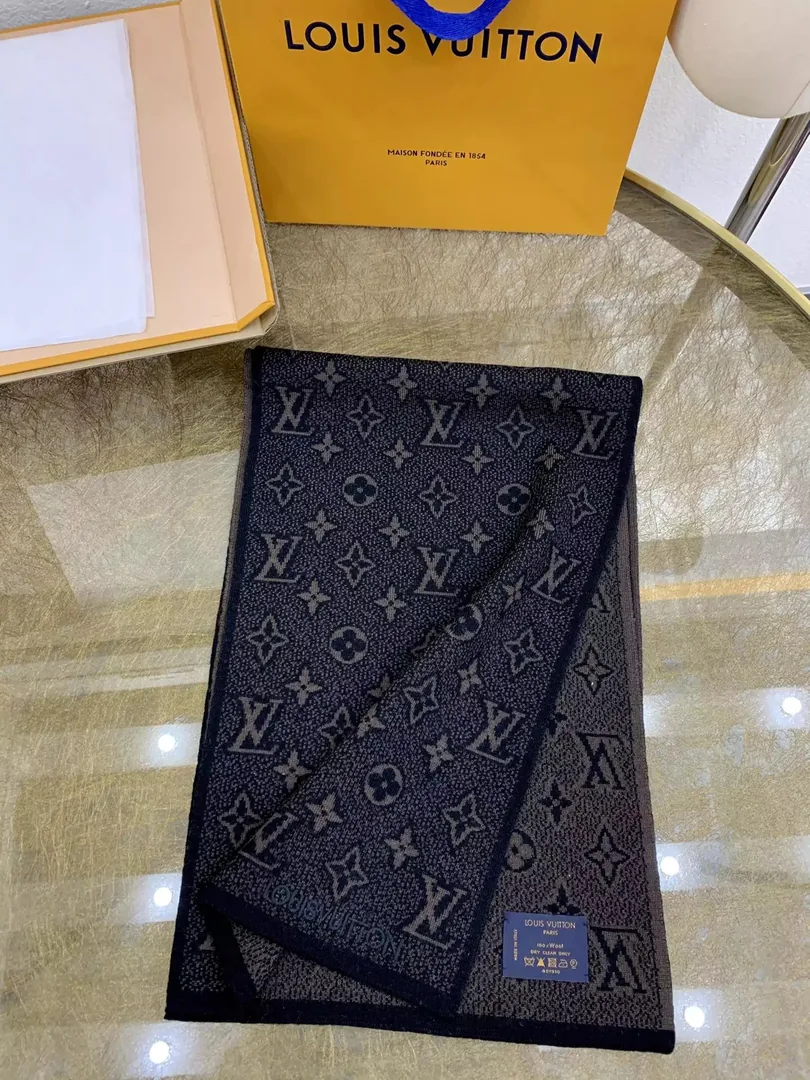 Wool Monogram Eclipse Scarf — QC