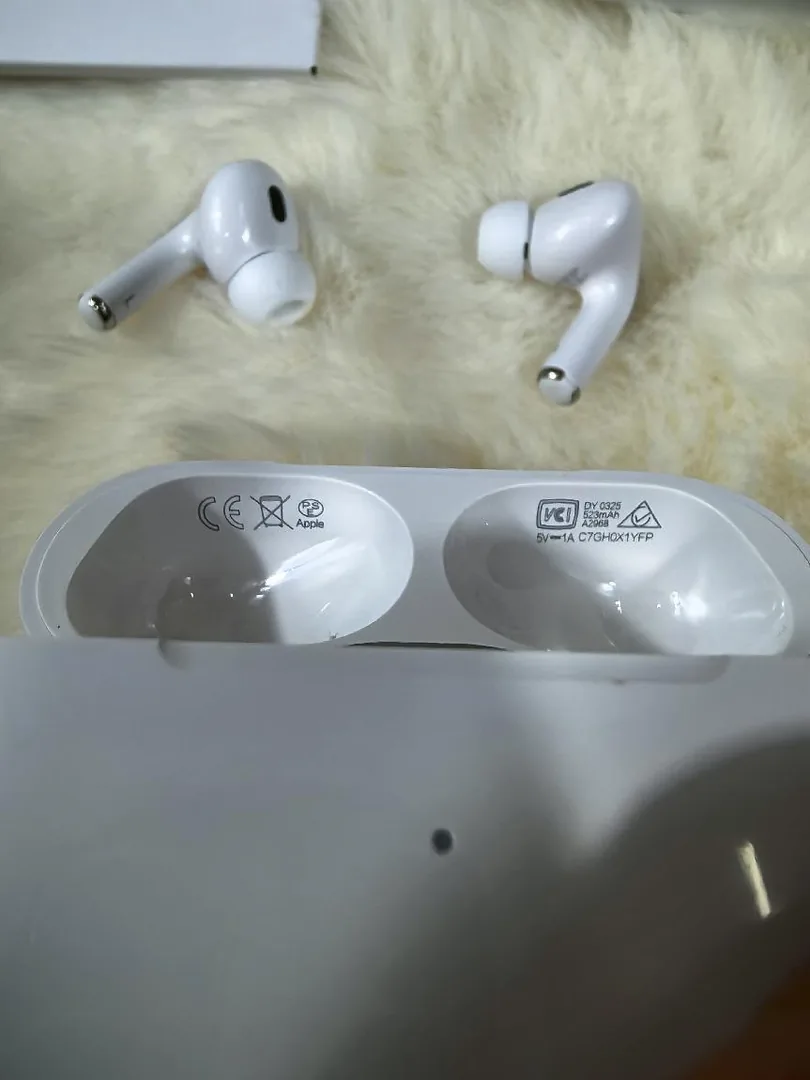 Apple AirPods Pro 2 USB-C — QC