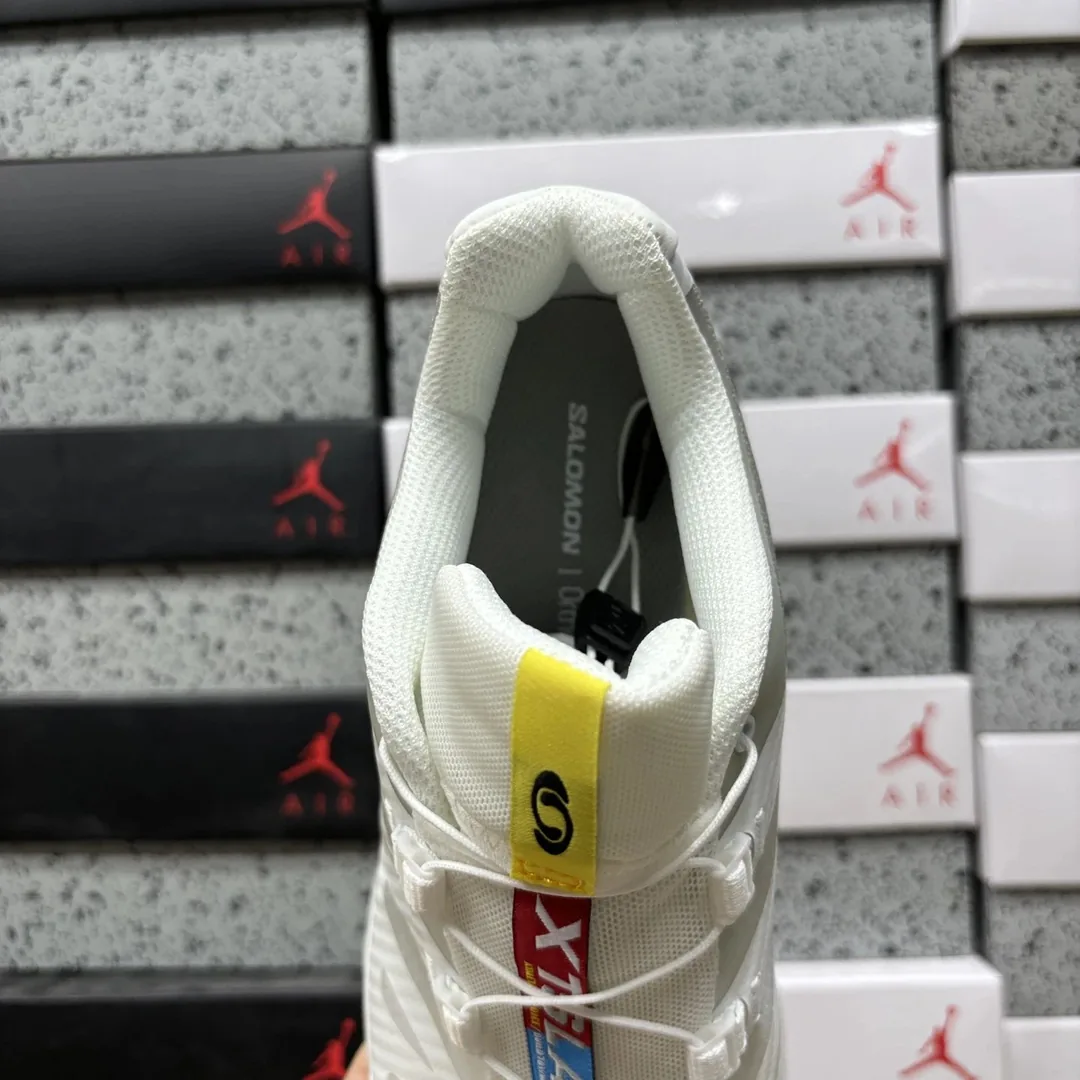 Air Jordan 4 Grey Sneakers — Photo 3