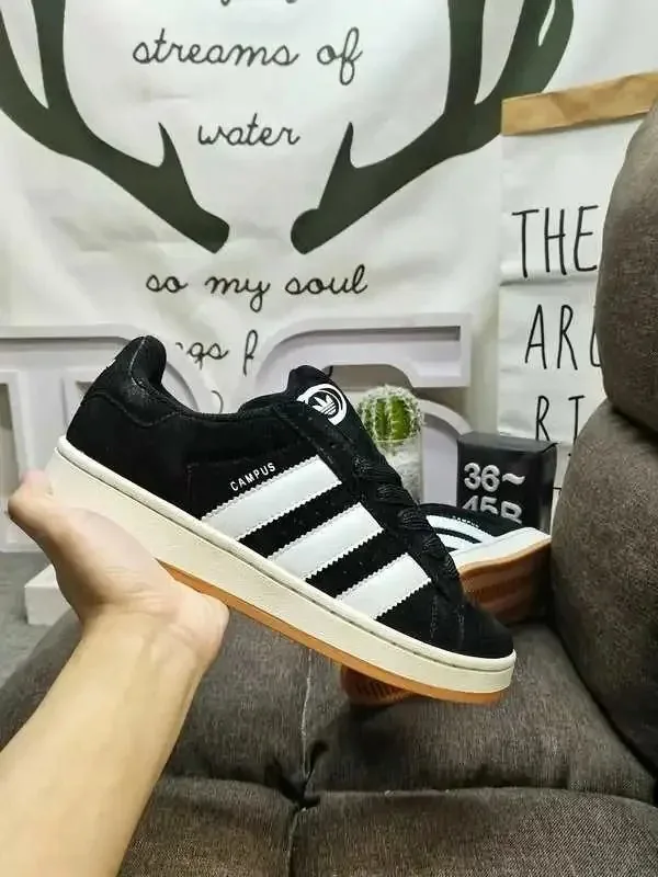 Adidas Campus 00s Street Style Tokyo Sneakers — Photo 6