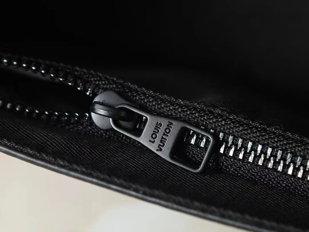 Louis Vuitton Handbag — QC