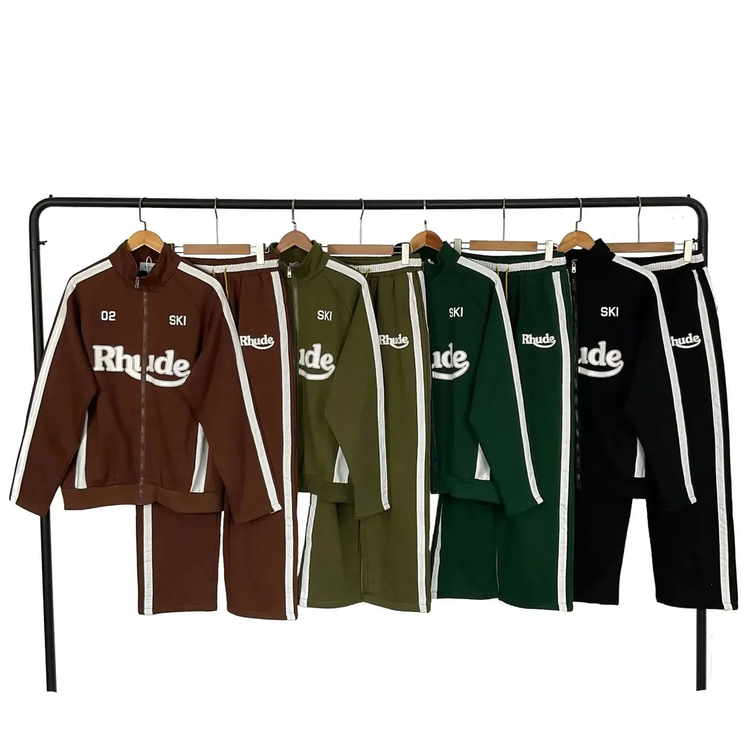 Letter Fleece Sweatpants Set — Photo 6