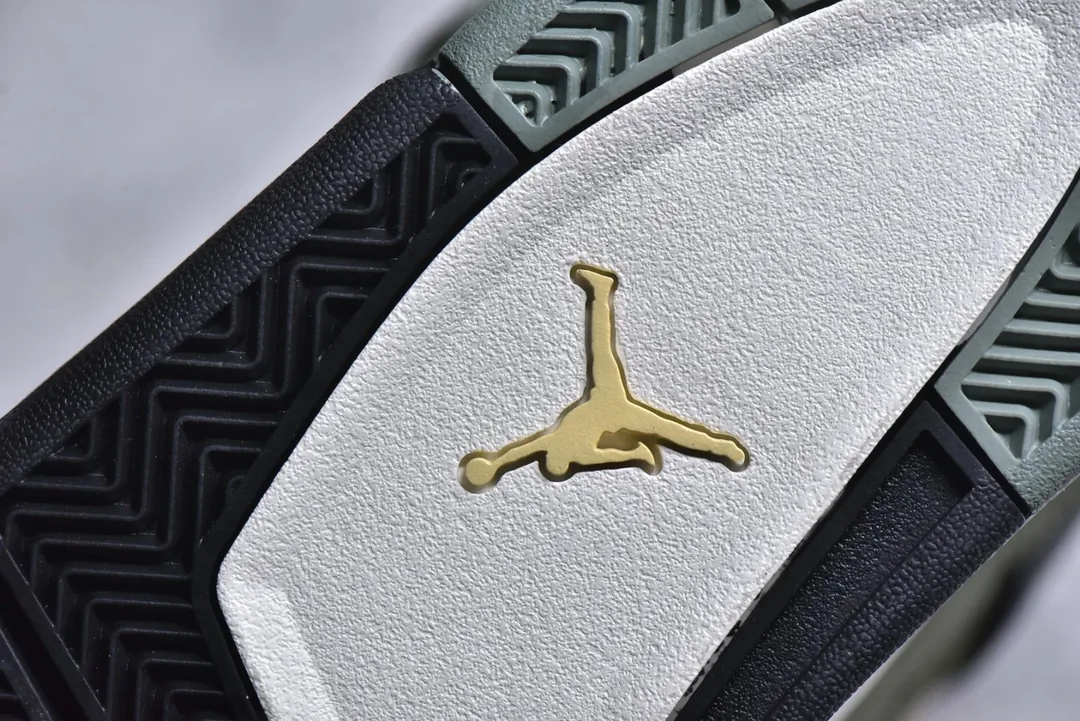 Air Jordan 4 Olive Canvas — Photo 13