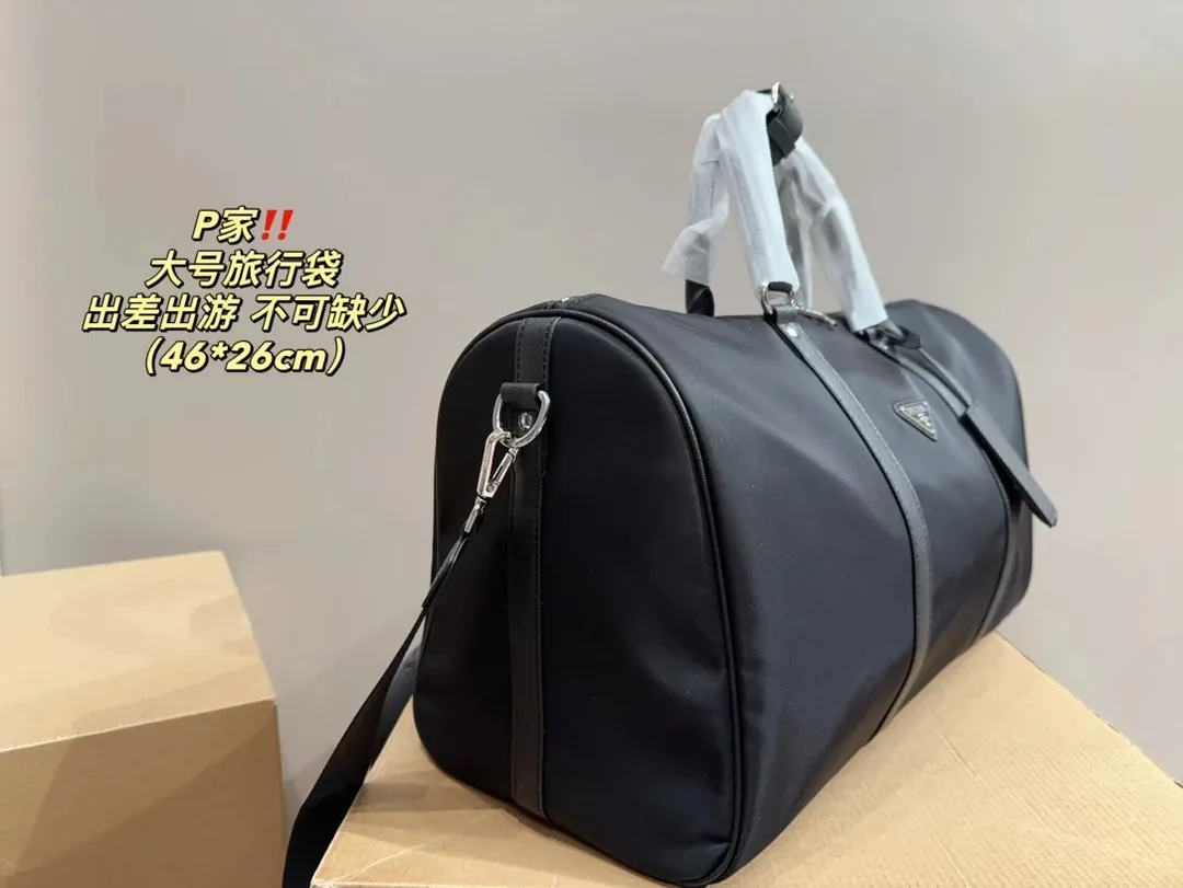 Prada Large Capacity Travel Bag — photo 4