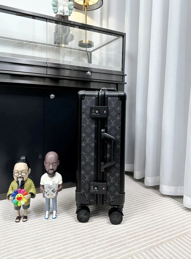 Louis Vuitton Carry-On Trolley Suitcase — Photo 15