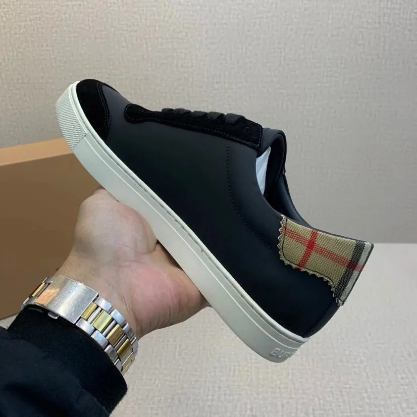 Burberry White Plain Leather Sneakers — QC