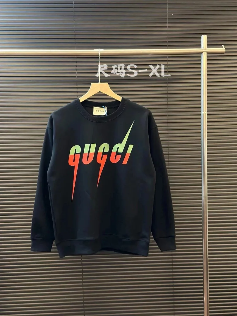 Streetwear Sweatshirt — QC
