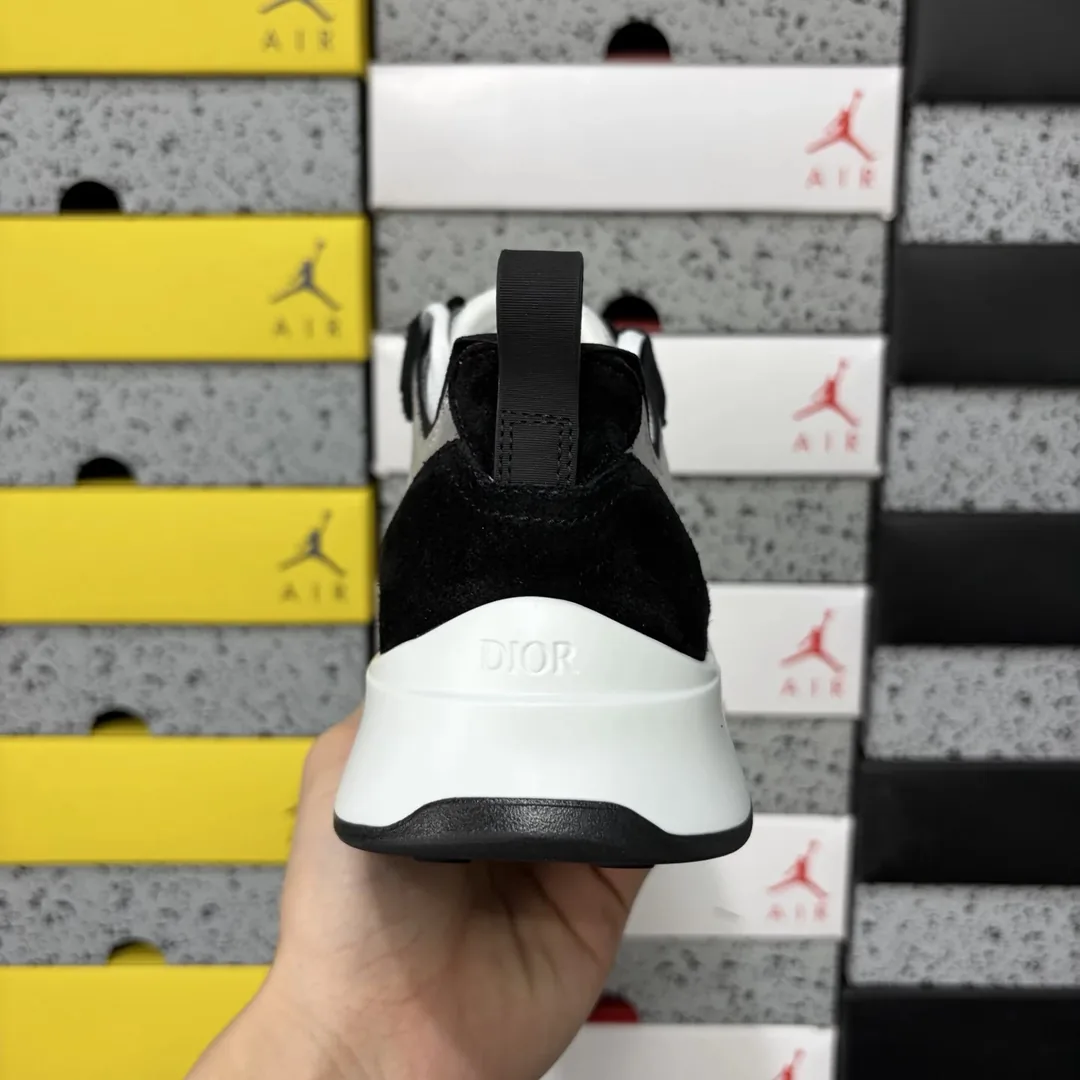 Dior B25 White Black Runners — Photo 4