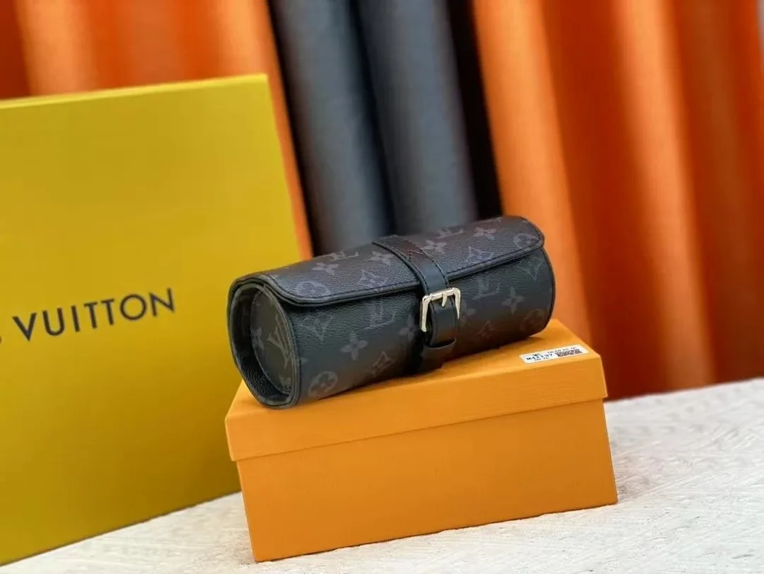 Louis Vuitton Watch Case — photo 2