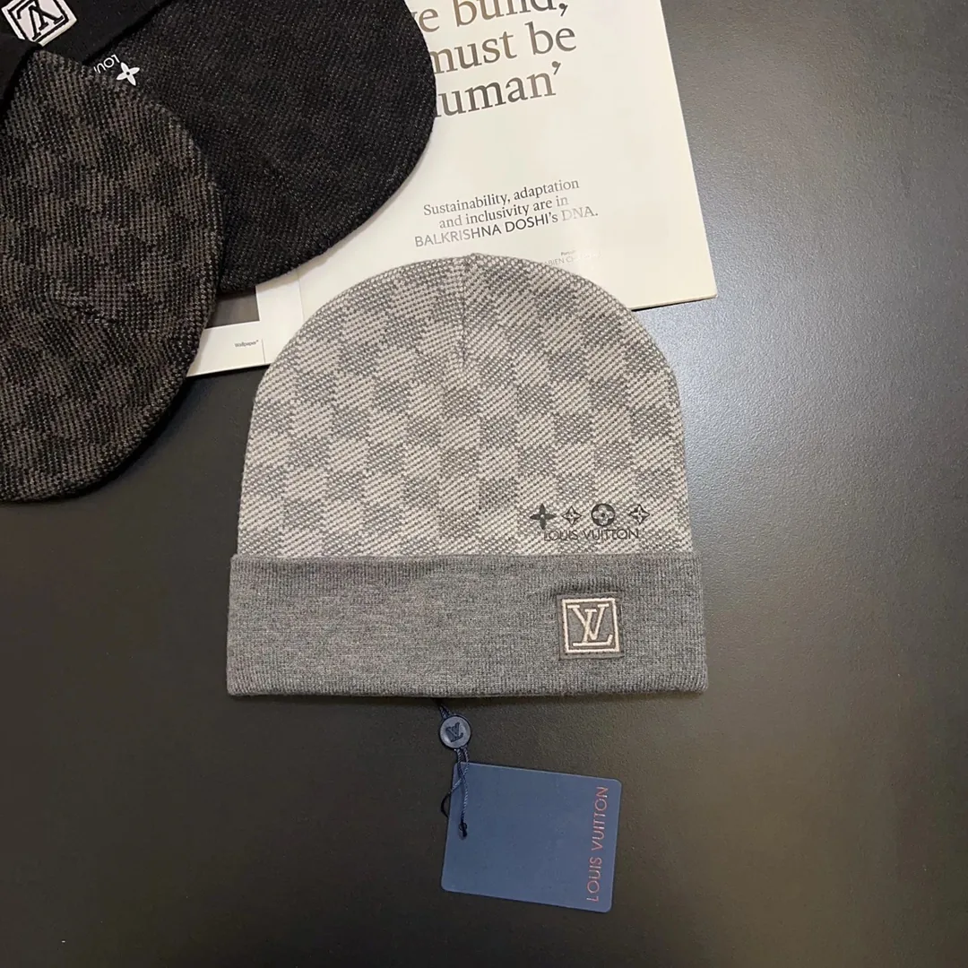 Knit Beanie — QC