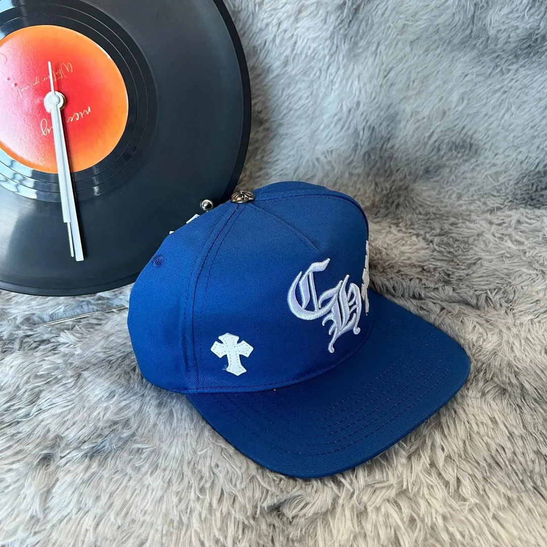 Embroidered Print Baseball Cap — Photo 12