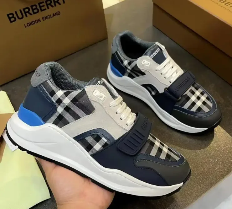 Burberry Sneakers — photo 8