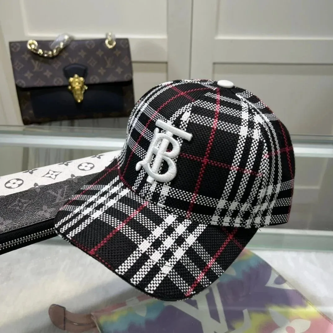Streetwear Cap — QC