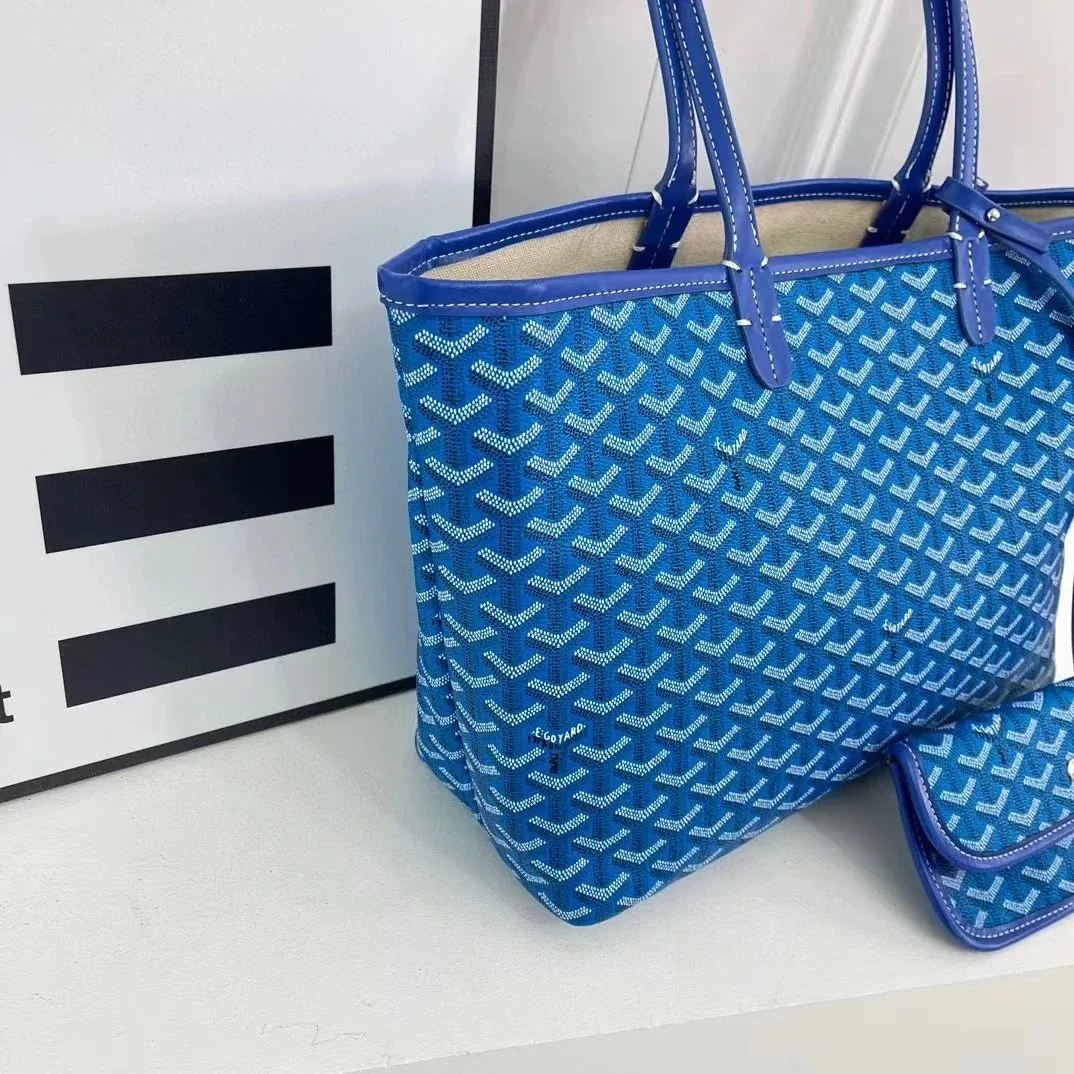 Everyday Shoulder Bag — Photo 14