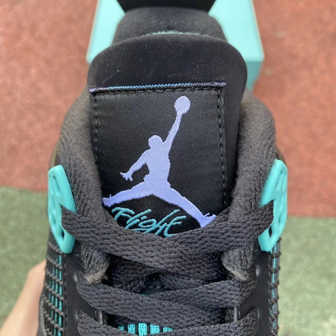 Tiffany & Co. X Air Jordan 4 — photo 6