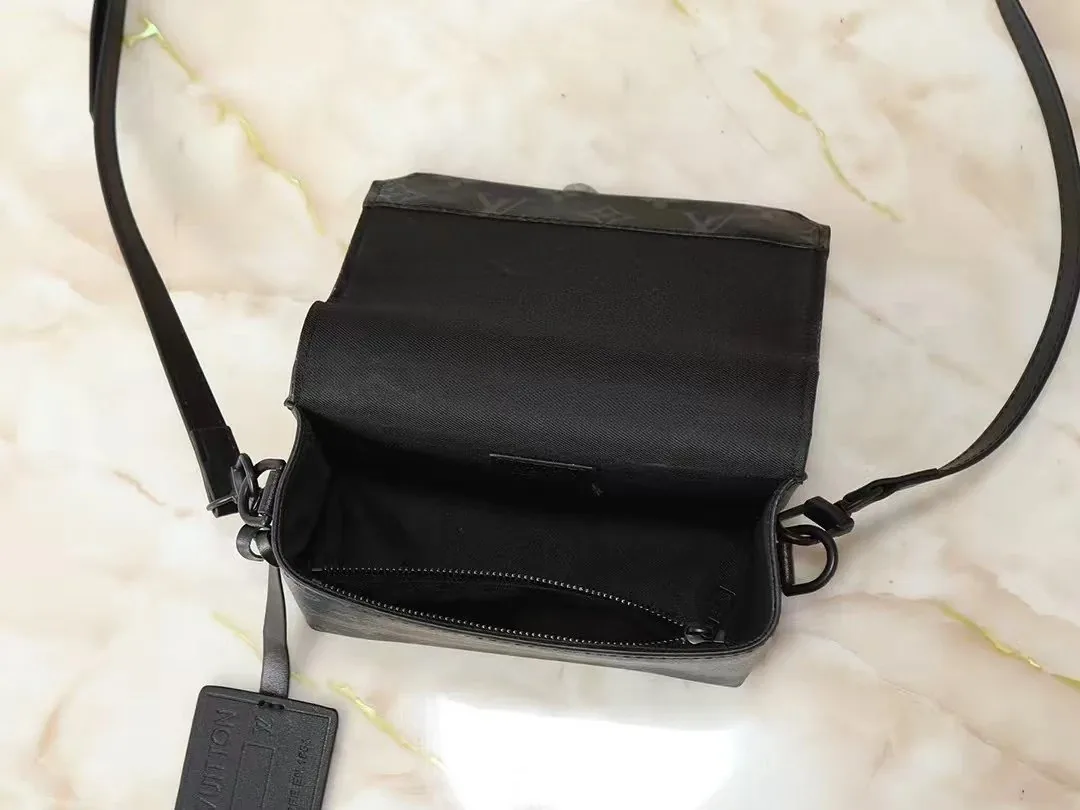 Louis Vuitton Handbag — QC