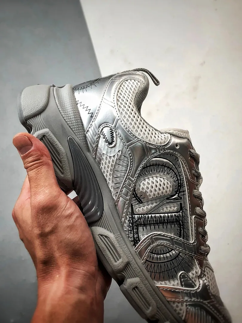 Dior Chrono Series Sneakers — photo 9