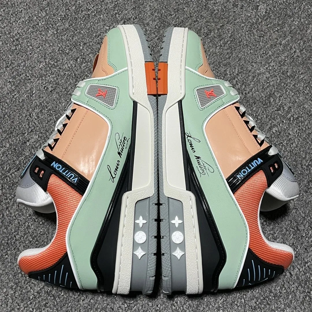 Louis Vuitton LV Trainer Brown Beige Low-Top Trainers — Photo 5