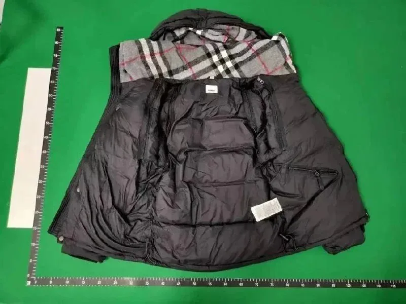 Streetwear Jacket — QC
