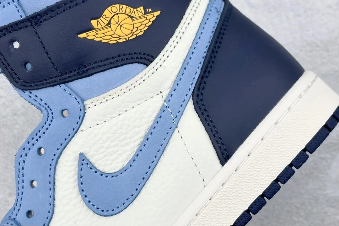 Air Jordan 1 High First In Flight Obsidian — QC