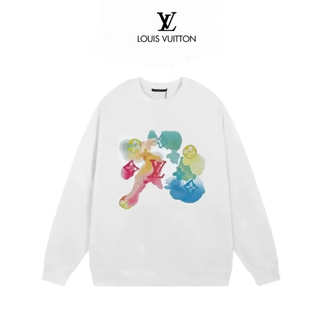 Louis Vuitton Graphic Sweatshirt Collection — Photo 15