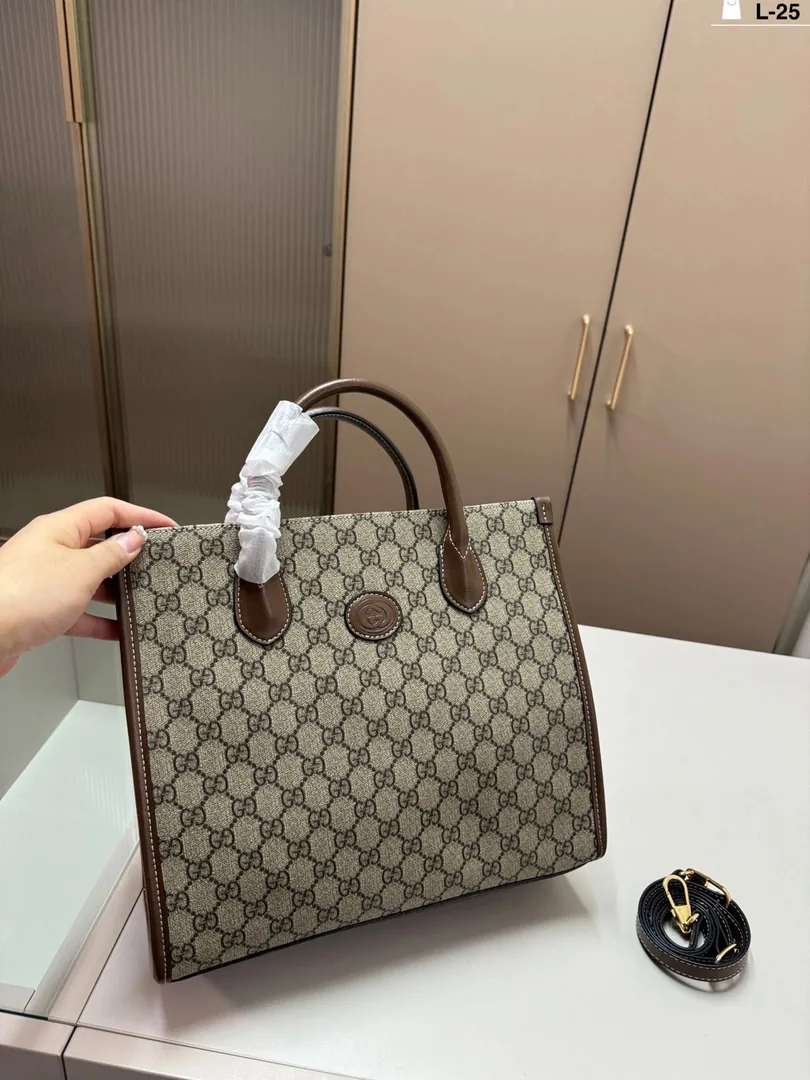 Gucci Printed Briefcase — Zdjęcie 10