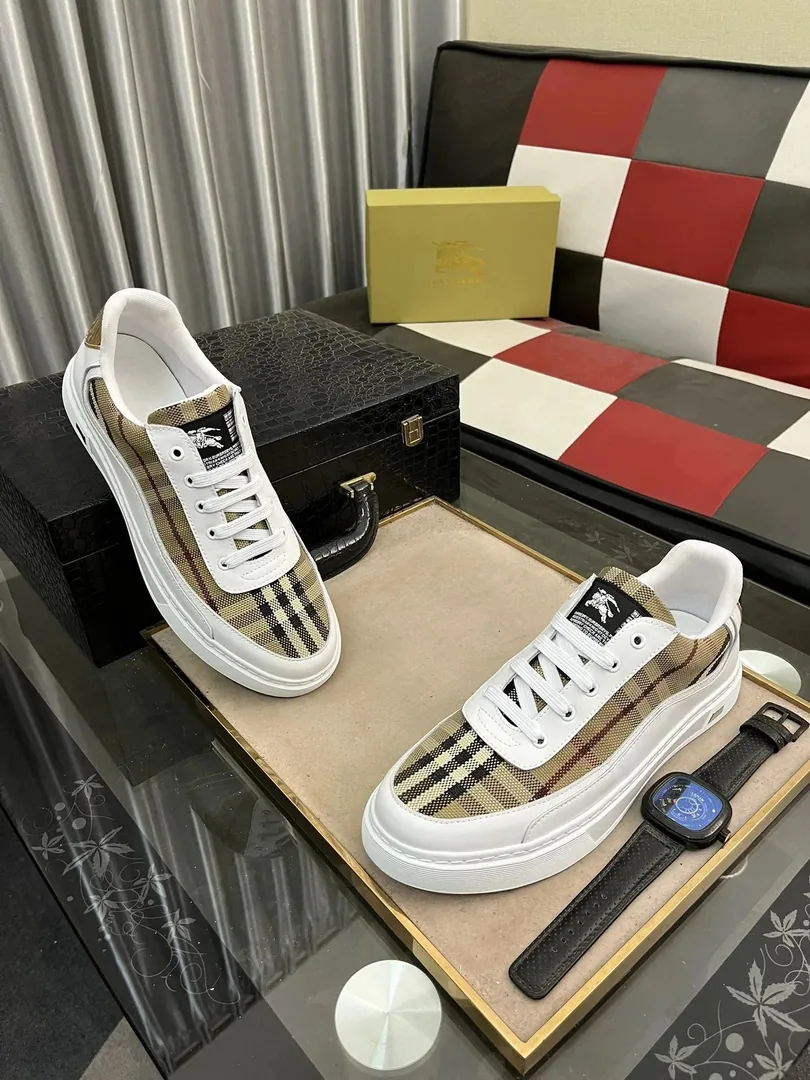 Burberry Balenciaga Skate Shoes — Photo 2