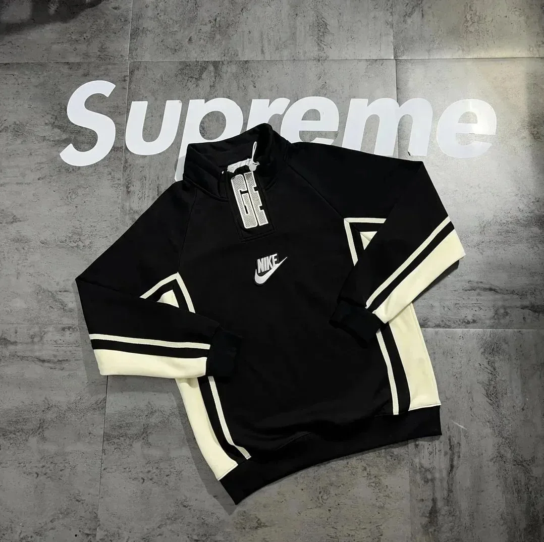 House Label Streetwear Piece — photo 3