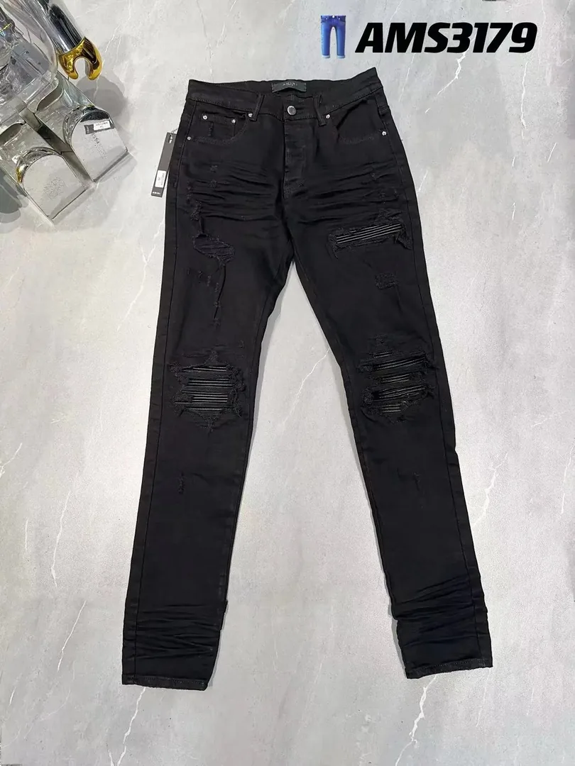 Jeans — Photo 4
