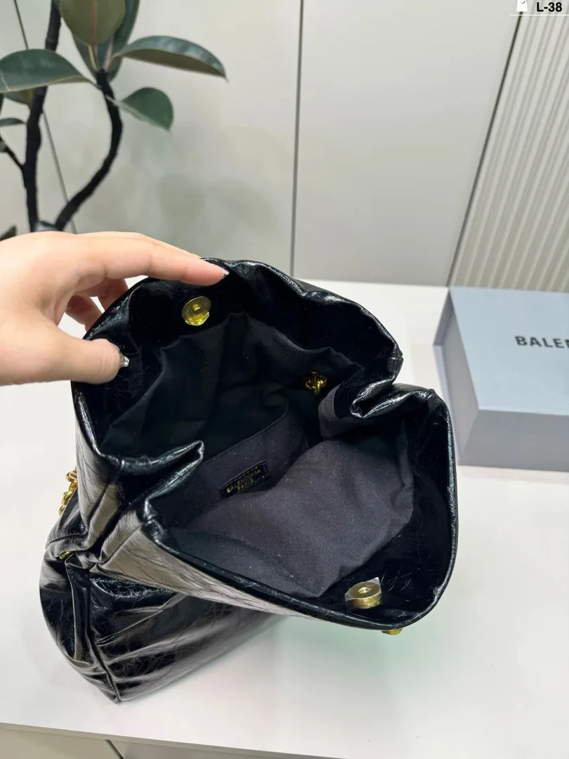 Balenciaga Monaco Bag — Photo 9