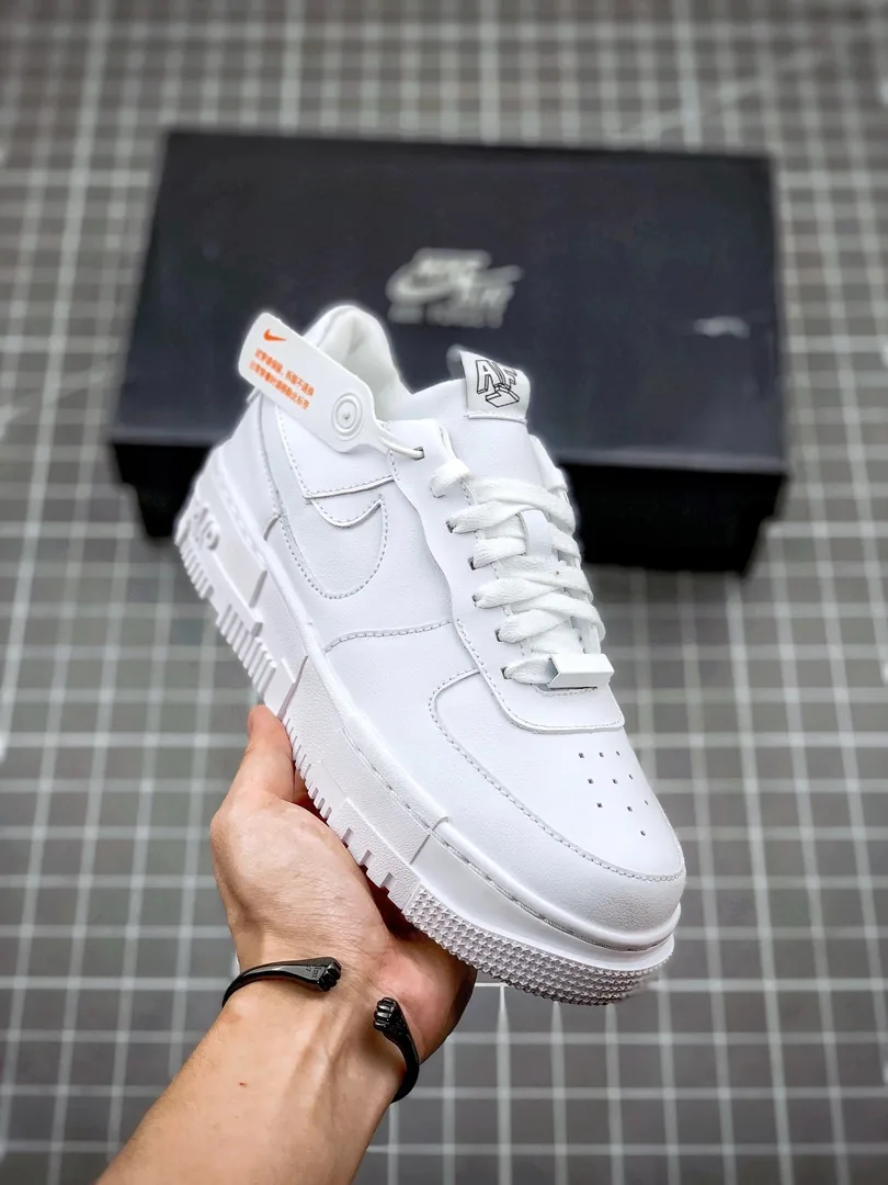 Nike Air Force 1 Pixel — Photo 7