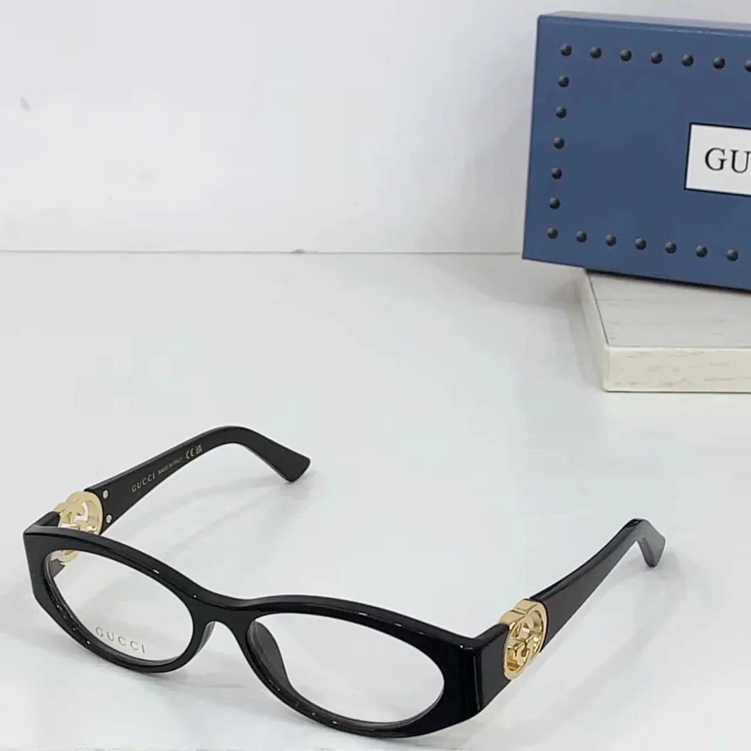 Classic Logo Accessory — Zdjęcie 14