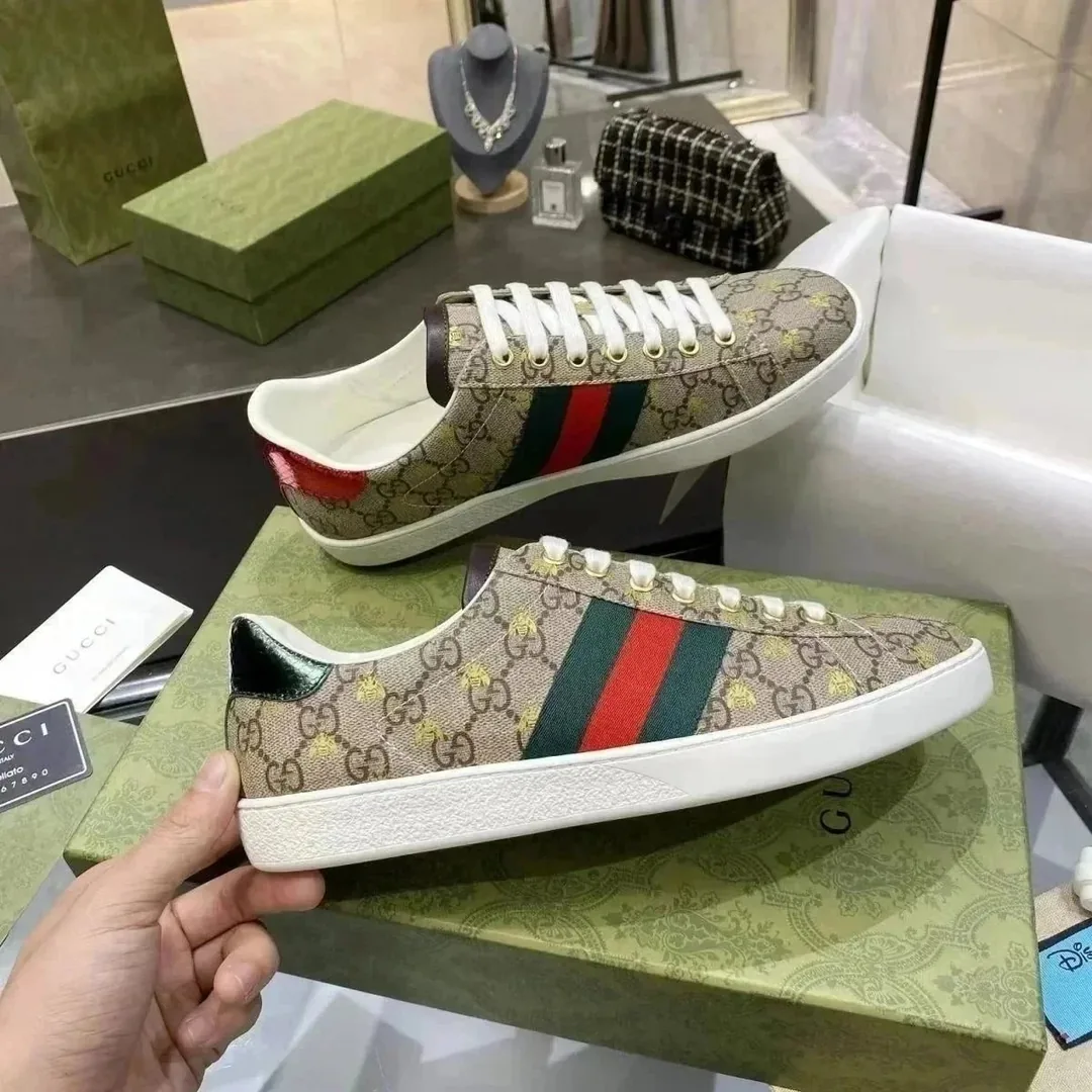 Adidas Gazelle Beige Retro Running Shoes — QC
