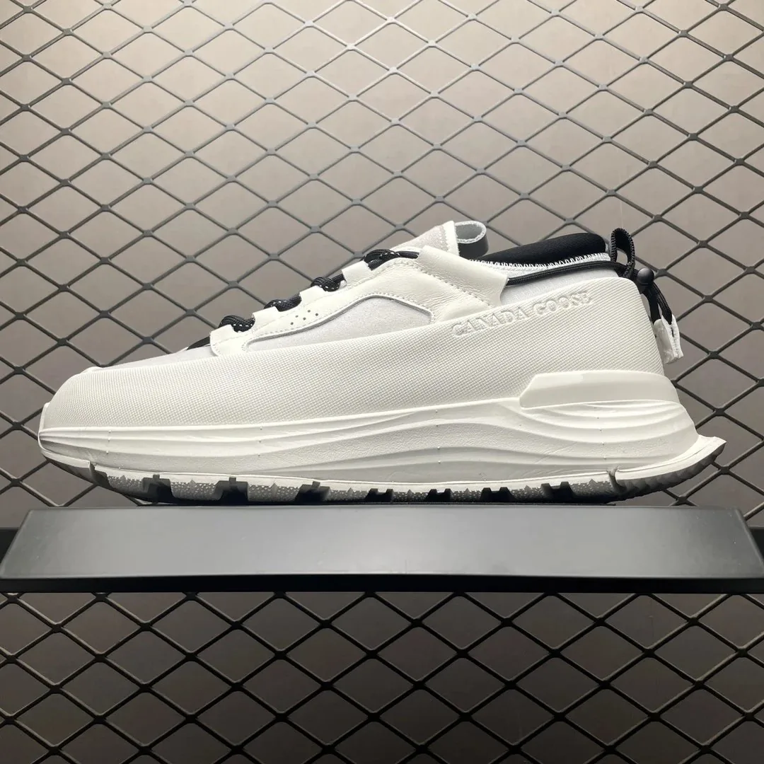 Canada Goose Glacier Trail Black Runners — Photo 2