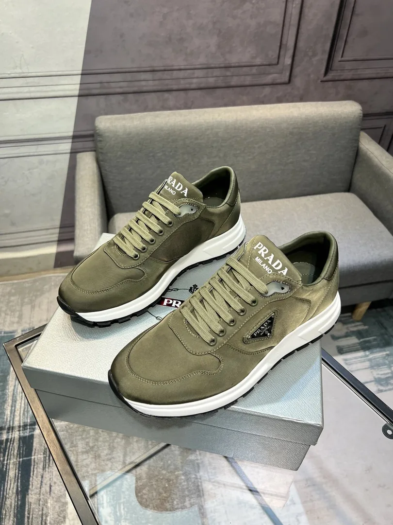 Prada Gucci Leather Nylon Lace-Up Sneakers — QC