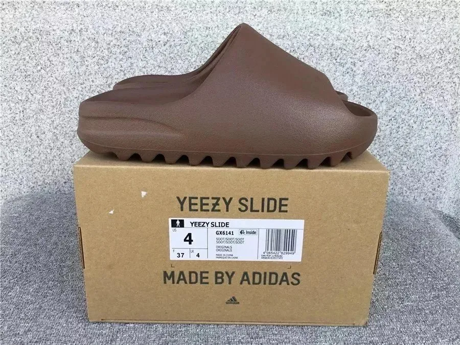Yeezy Slide Black Foam Sandal — QC
