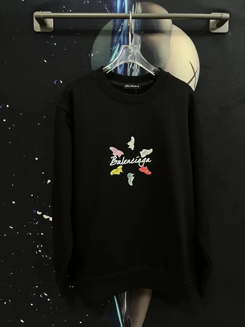 Chrome Hearts Graphic Sweatshirt Collection — Photo 2