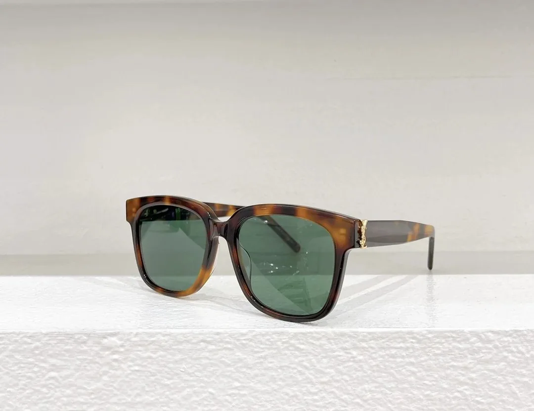 Saint Laurent SL M40 Sunglasses