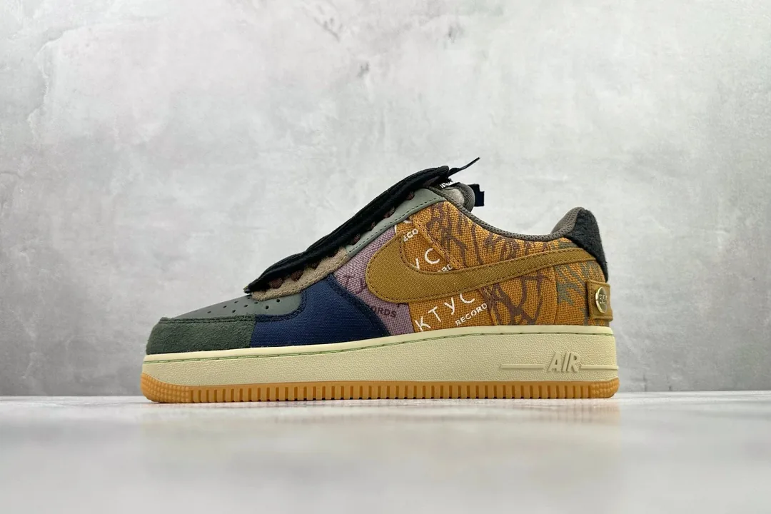 Travis Scott X Air Jordan 1 Cactus Jack Yellow