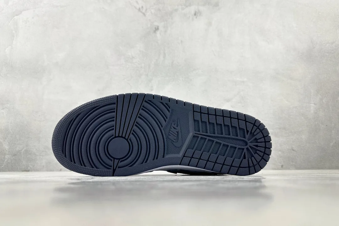 Air Jordan 1 Low Washed Denim — photo 4