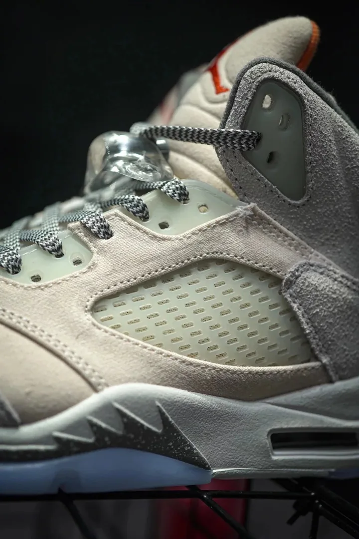 Air Jordan 5 Craft Grey — photo 6