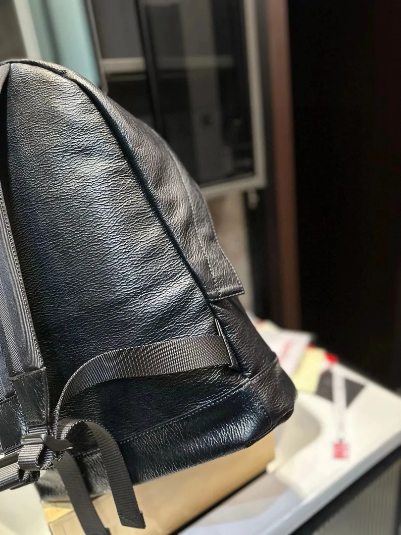 Balenciaga Leather Backpack — photo 6