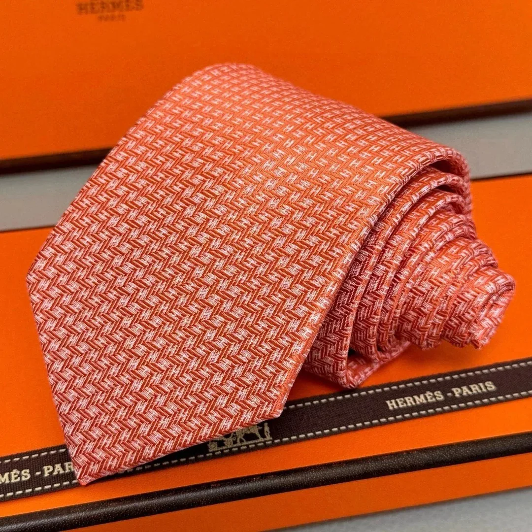 Necktie — Photo 8